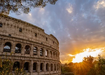What is the #1 tourist spot in Europe?